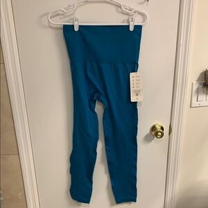 NWT Homma Turquoise Leggings in size X-LARGE